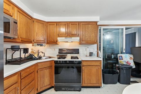 Tiny photo for 404 E Maple Drive, Glenwood, IL 60425 (MLS # 12369758)