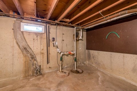 Tiny photo for 11850 W 29th Street, Beach Park, IL 60099 (MLS # 12789392)