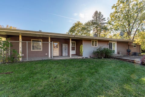 Tiny photo for 11850 W 29th Street, Beach Park, IL 60099 (MLS # 12789392)