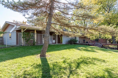 Tiny photo for 11850 W 29th Street, Beach Park, IL 60099 (MLS # 12789392)