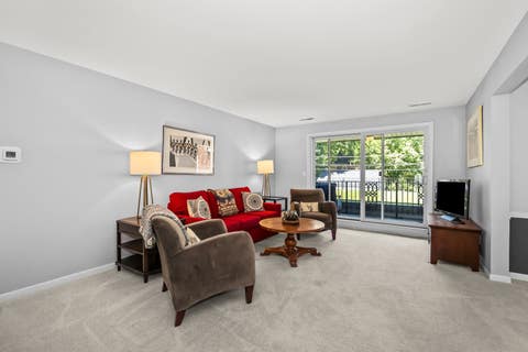 Tiny photo for 2333 Central Street #206, Evanston, IL 60201 (MLS # 12686072)