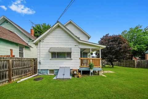 Tiny photo for 2059 Market Street, Blue Island, IL 60406 (MLS # 12505079)