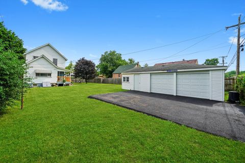 Tiny photo for 2059 Market Street, Blue Island, IL 60406 (MLS # 12505079)