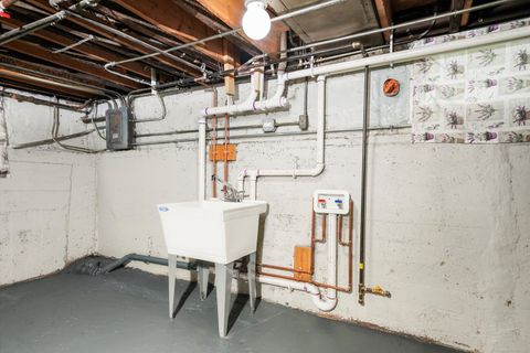 Tiny photo for 2059 Market Street, Blue Island, IL 60406 (MLS # 12505079)