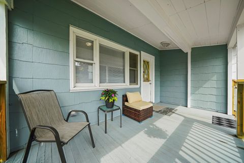 Tiny photo for 2059 Market Street, Blue Island, IL 60406 (MLS # 12505079)