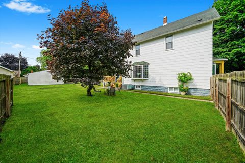 Tiny photo for 2059 Market Street, Blue Island, IL 60406 (MLS # 12505079)