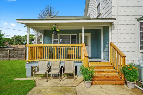 Tiny photo for 2059 Market Street, Blue Island, IL 60406 (MLS # 12505079)