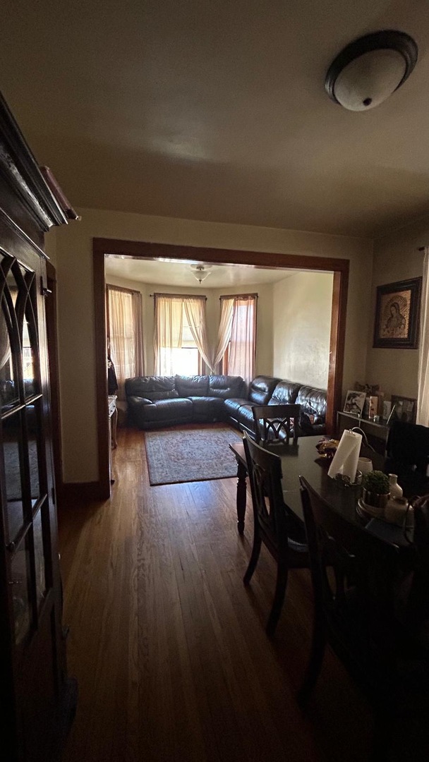 5529 W 22nd Place