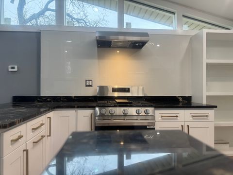 Tiny photo for 8312 S KENWOOD Avenue, Chicago, IL 60619 (MLS # 12545156)