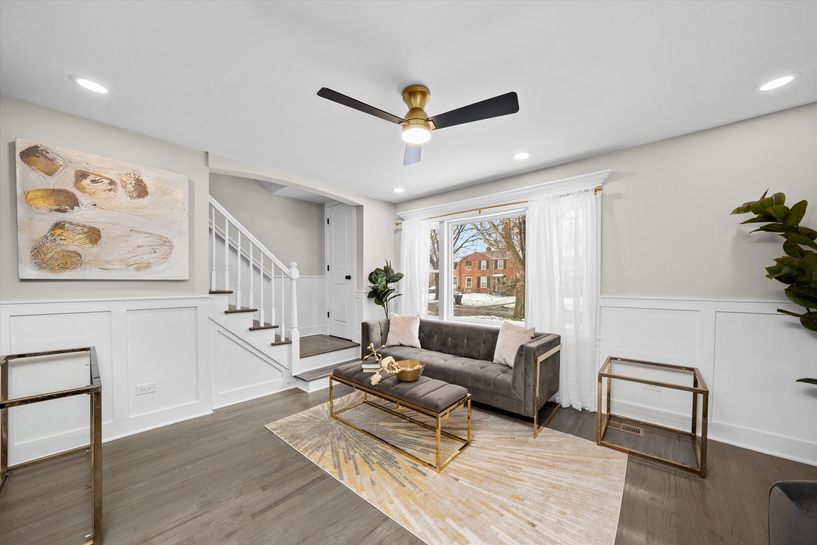 9656 S chappel Avenue