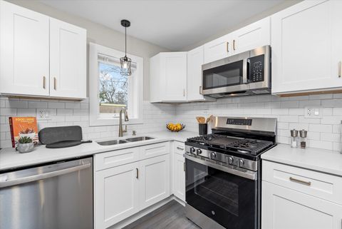 Tiny photo for 9656 S chappel Avenue, Chicago, IL 60617 (MLS # 12530940)