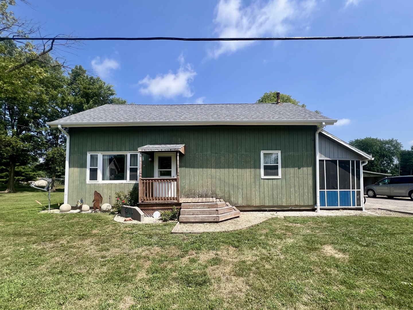 206 E High Street