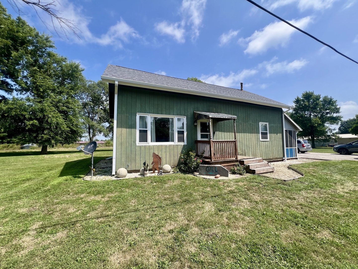 206 E High Street