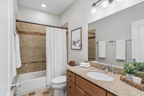 Tiny photo for 627 Grove Avenue, Deerfield, IL 60015 (MLS # 12609370)