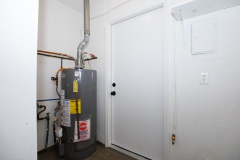 Tiny photo for 1006 E Empire Street, Bloomington, IL 61701 (MLS # 12501772)