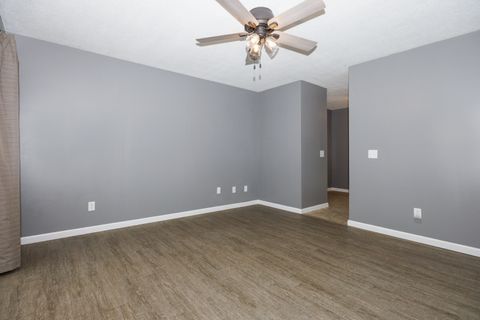 Tiny photo for 1006 E Empire Street, Bloomington, IL 61701 (MLS # 12501772)