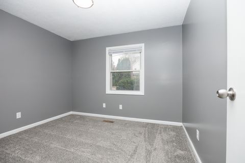 Tiny photo for 1006 E Empire Street, Bloomington, IL 61701 (MLS # 12501772)