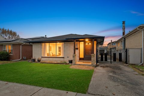 Tiny photo for 392 Greenbay Avenue, Calumet City, IL 60409 (MLS # 12520855)