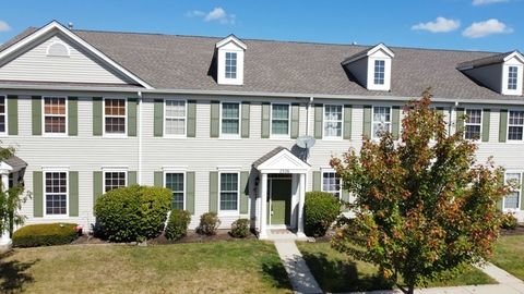 Tiny photo for 2526 Capitol Avenue #2526, Aurora, IL 60503 (MLS # 12452870)