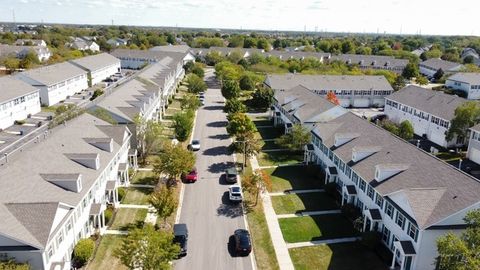 Tiny photo for 2526 Capitol Avenue #2526, Aurora, IL 60503 (MLS # 12452870)