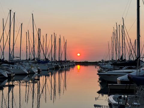 Tiny photo for 505 N Lake Shore Drive #2017, Chicago, IL 60611 (MLS # 12578803)