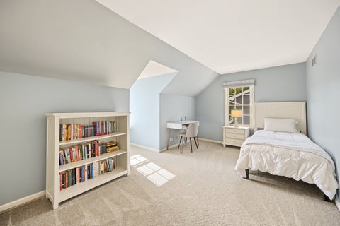 Tiny photo for 180 Cranston Court, Glen Ellyn, IL 60137 (MLS # 12797208)