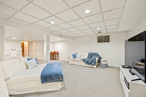 Tiny photo for 180 Cranston Court, Glen Ellyn, IL 60137 (MLS # 12797208)