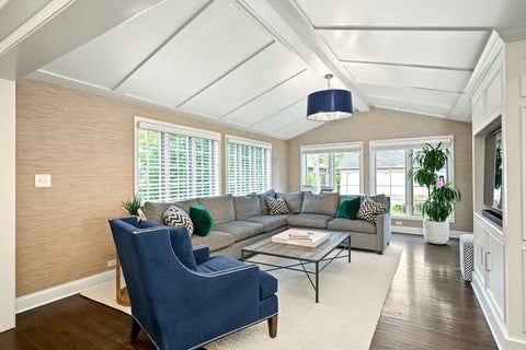 Tiny photo for 180 Cranston Court, Glen Ellyn, IL 60137 (MLS # 12797208)