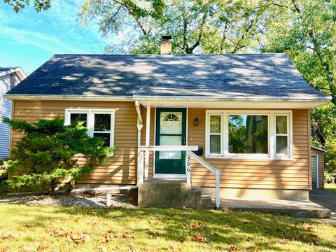 Tiny photo for 506 N Willis Avenue, Champaign, IL 61821 (MLS # 12487195)