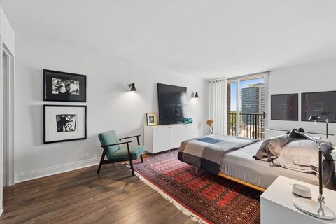 Tiny photo for 4170 N Marine Drive #10E, Chicago, IL 60613 (MLS # 12639010)
