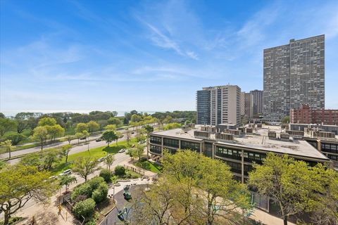 Tiny photo for 4170 N Marine Drive #10E, Chicago, IL 60613 (MLS # 12639010)