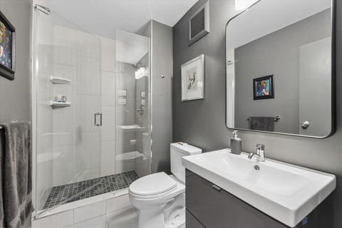 Tiny photo for 4170 N Marine Drive #10E, Chicago, IL 60613 (MLS # 12639010)