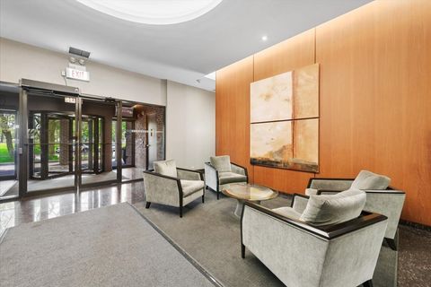 Tiny photo for 4170 N Marine Drive #10E, Chicago, IL 60613 (MLS # 12639010)
