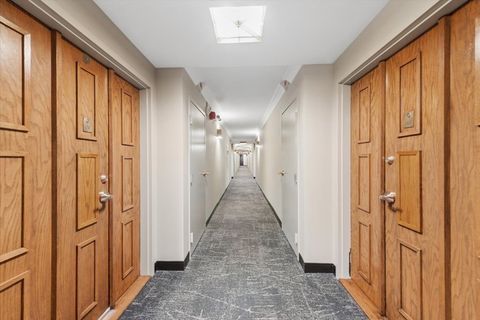Tiny photo for 4170 N Marine Drive #10E, Chicago, IL 60613 (MLS # 12639010)