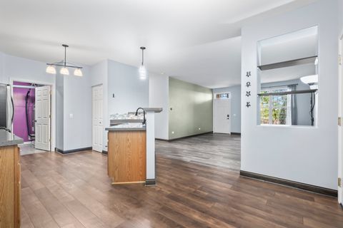 Tiny photo for 8217 Concord Lane #B, Justice, IL 60458 (MLS # 12491056)