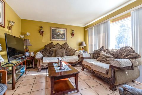 Tiny photo for 908 E Central Road, Mount Prospect, IL 60056 (MLS # 12557433)