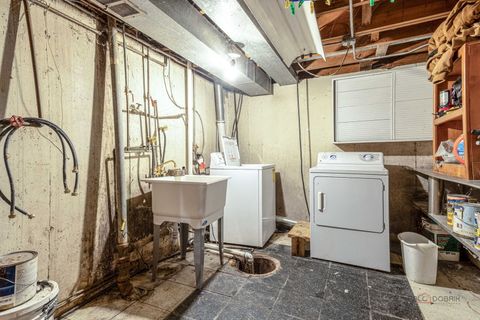 Tiny photo for 908 E Central Road, Mount Prospect, IL 60056 (MLS # 12557433)