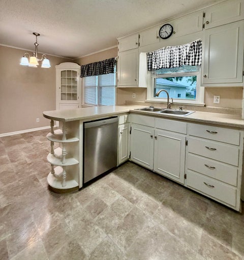 Tiny photo for 806 9th Street, Camanche, IA 52730 (MLS # 12761632)