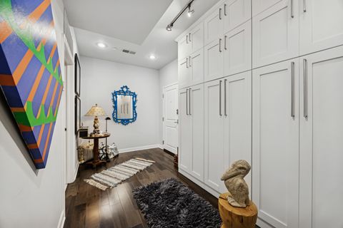 Tiny photo for 1124 Lake Street #511, Oak Park, IL 60301 (MLS # 12478927)