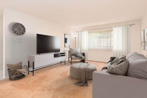 Tiny photo for 1363 Perry Street #1B, Des Plaines, IL 60016 (MLS # 12451786)