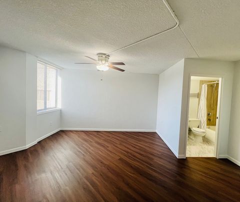 Tiny photo for 1750 N Marywood Avenue #513, Aurora, IL 60505 (MLS # 12615300)