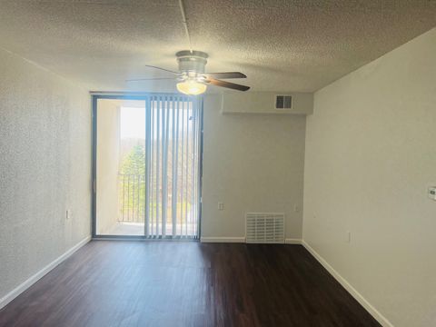 Tiny photo for 1750 N Marywood Avenue #513, Aurora, IL 60505 (MLS # 12615300)