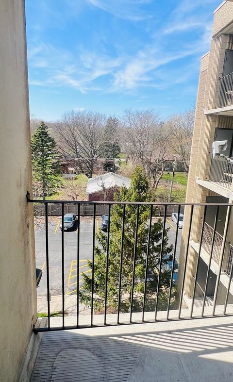 Tiny photo for 1750 N Marywood Avenue #513, Aurora, IL 60505 (MLS # 12615300)