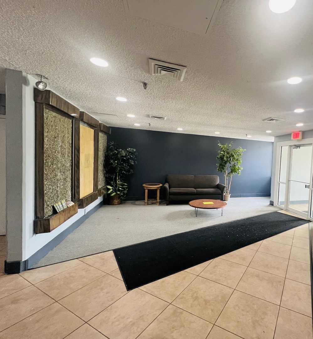 1750 N Marywood Avenue 513