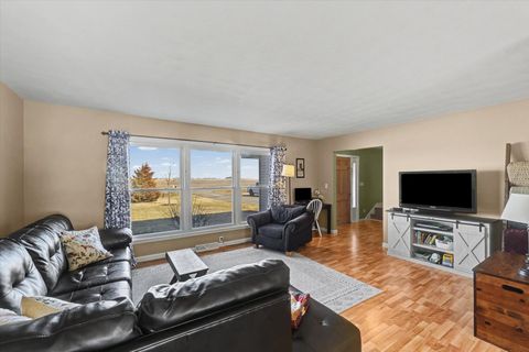 Tiny photo for 913 E 1st Street, Gibson City, IL 60936 (MLS # 12566431)