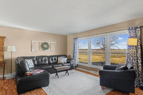 Tiny photo for 913 E 1st Street, Gibson City, IL 60936 (MLS # 12566431)