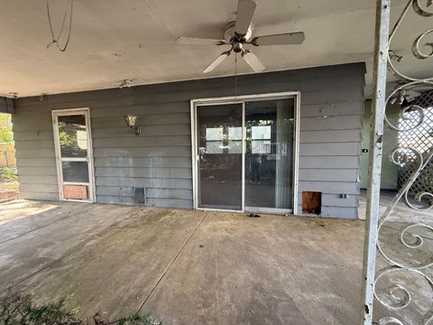 Tiny photo for 412 W Elm Street, Sycamore, IL 60178 (MLS # 12454762)