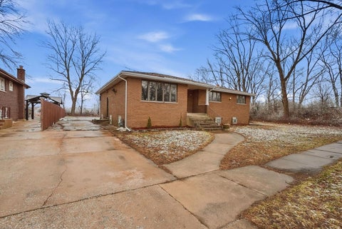 Tiny photo for 14315 S Manistee Avenue, Burnham, IL 60633 (MLS # 12744903)