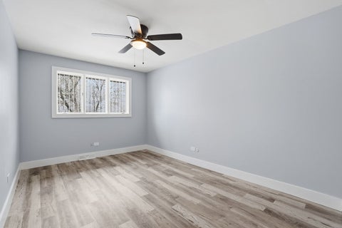 Tiny photo for 14315 S Manistee Avenue, Burnham, IL 60633 (MLS # 12744903)