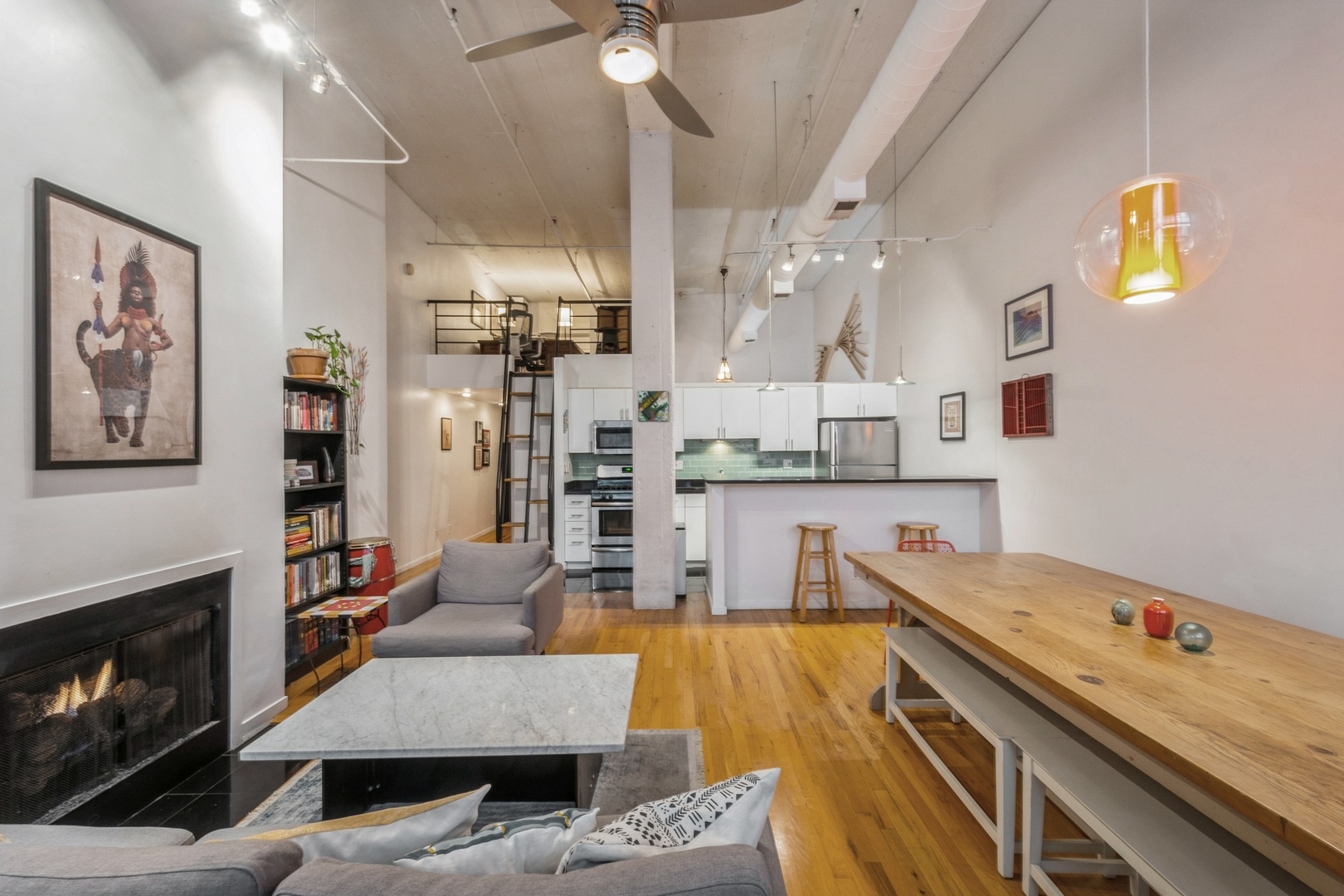 523 S Plymouth Court 1103
